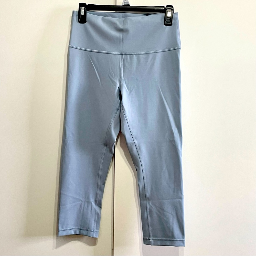 Lululemon Wunder Train High Rise Crop 21” Chambray